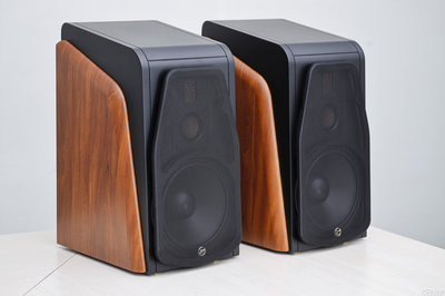 惠威M500有源HiFi音箱图赏 能听黑胶的音箱